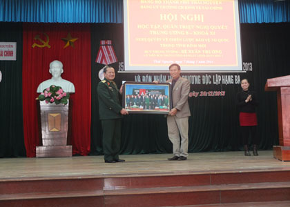 Học tập nghị quyết hội nghị lần thứ 8 của BCH Trung ương Đảng khóa XI